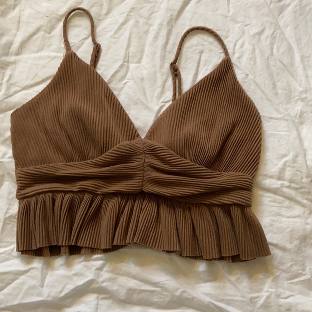Brown textured tank